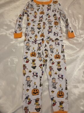 Peanuts Halloween Pajama Set 🎃 (Read Size In Description)